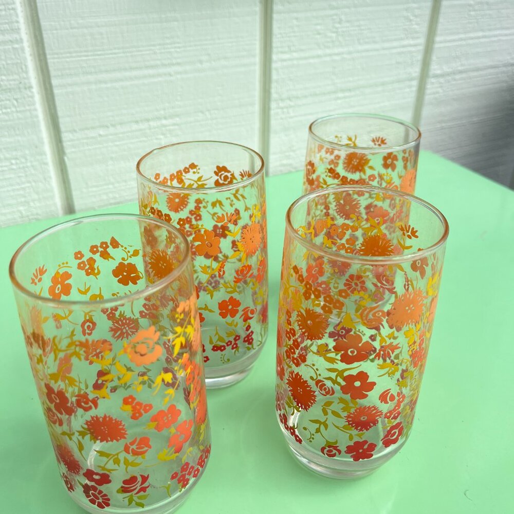 SOLD Vintage Orange & Yellow Floral Gradient Glasses – Set of 4 - Picture 4 of 7